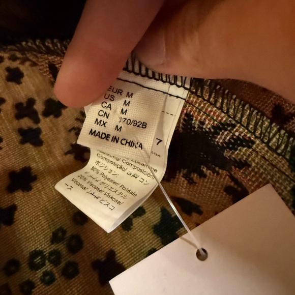 Colorful Embroidered Vest - Picture 4 of 4